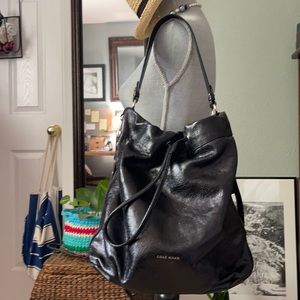 Cole Haan Shoulder bag, good used condition.